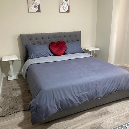 Chlo Apartment 5 Tirane エクステリア 写真